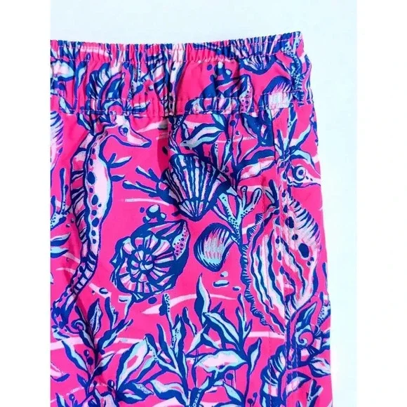 Vineyard Vines 5 Inch Printed Chappy Swim Trunks Size XL Pink Blue Seahorses